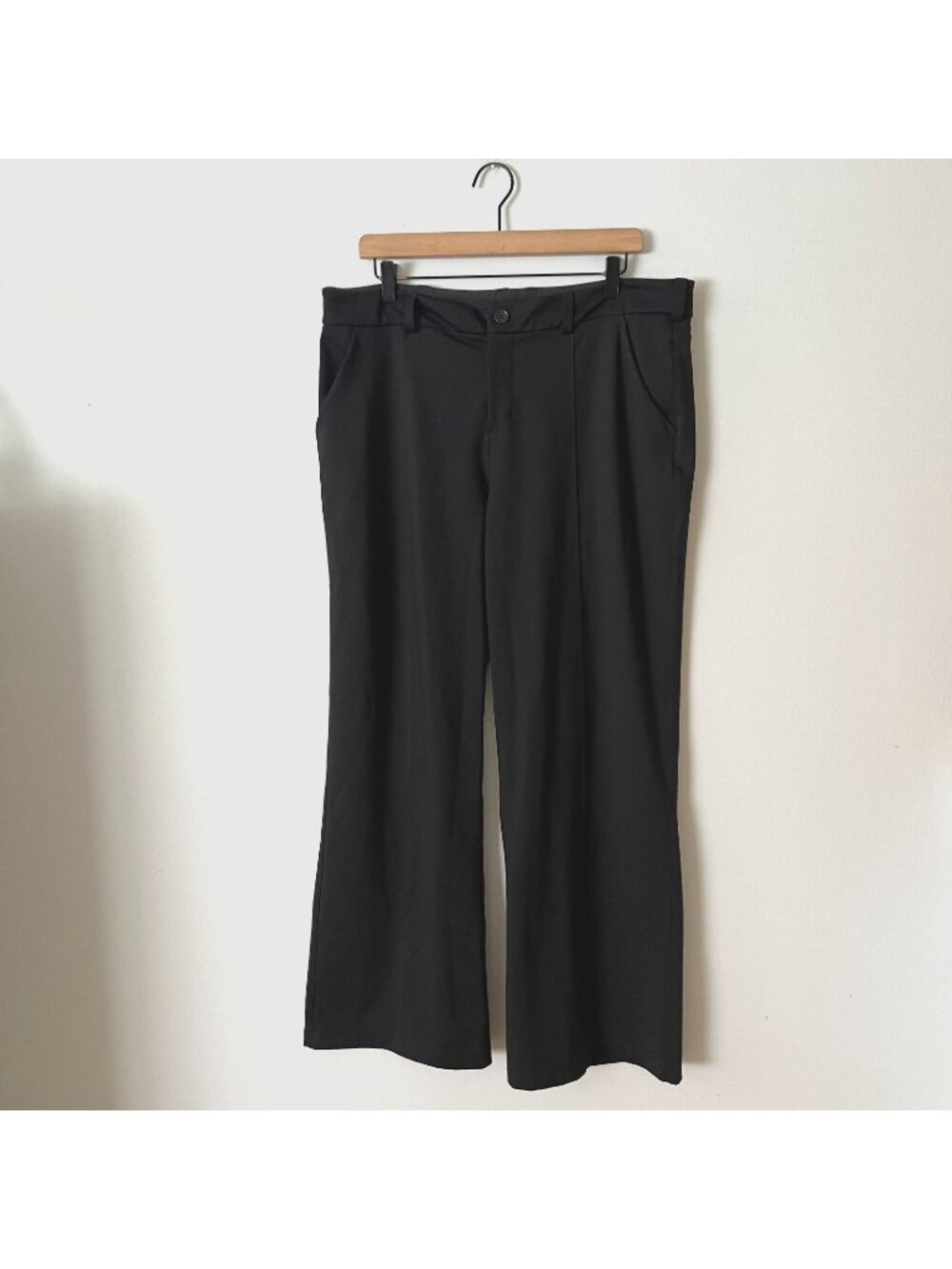 Duluth Trading Co Black High Waist Wide Leg Ponte Trouser Pants Women's Size 16